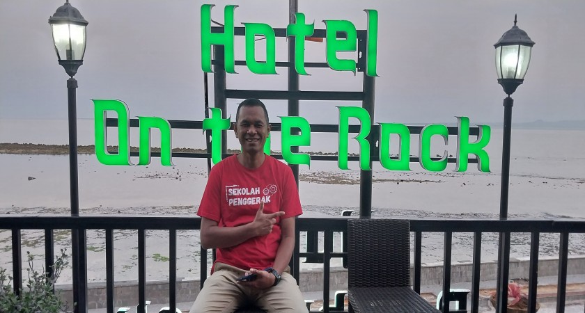 Pohon Rindang Itu!! (CerSam_cerita bersambung)