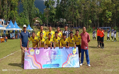 Hempaskan Regina Pacis Bajawa, Jara Moka Melenggang Ke 8 Besar Unika Cup 2025
